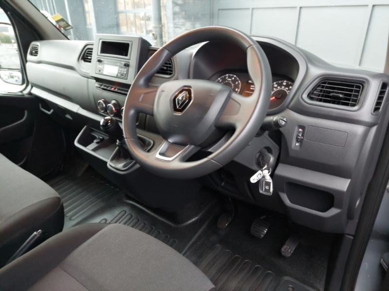 Used Renault Master 2023 for sale - 77228807: Photo 2