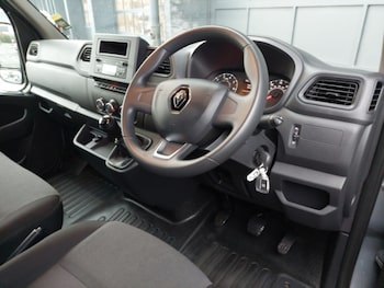 Used Renault Master 2023 for sale - 77228807: Photo