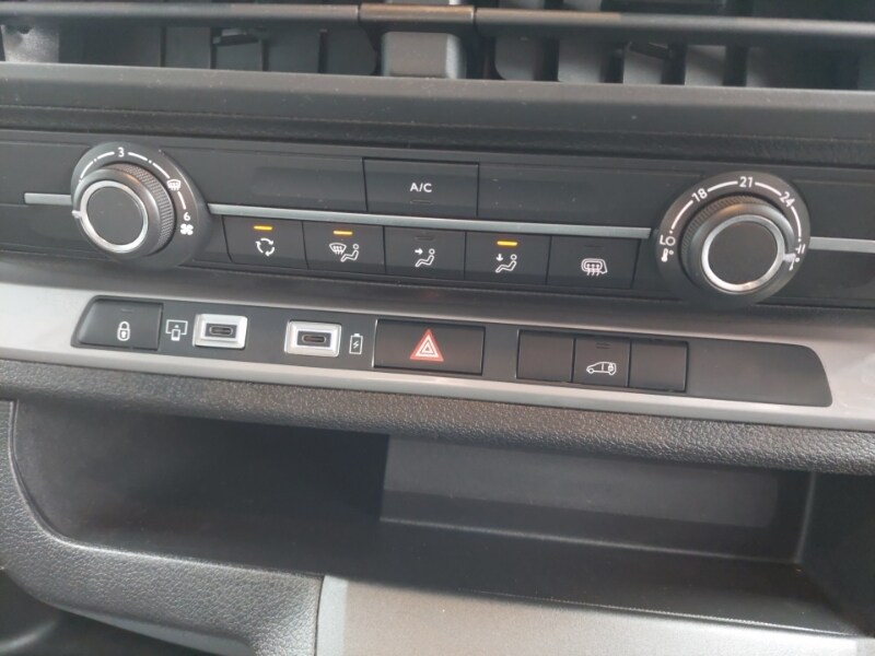 Used Vauxhall Vivaro 2024 for sale - 77702082: Photo 18