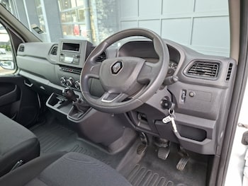 Used Renault Master 2023 for sale - 79573724: Photo