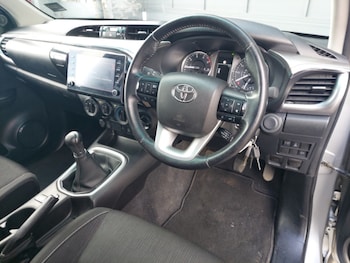 Used Toyota Hilux 2023 for sale - 78274646: Photo
