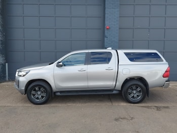 Used Toyota Hilux 2023 for sale - 78274646: Photo