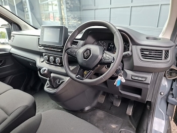 Used Renault Trafic 2024 for sale - 79393618: Photo