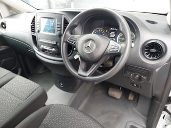 Used Mercedes-Benz Vito 2022 for sale - 76226071: Photo 2