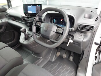 Used Citroen Berlingo 2024 for sale - 75262855: Photo