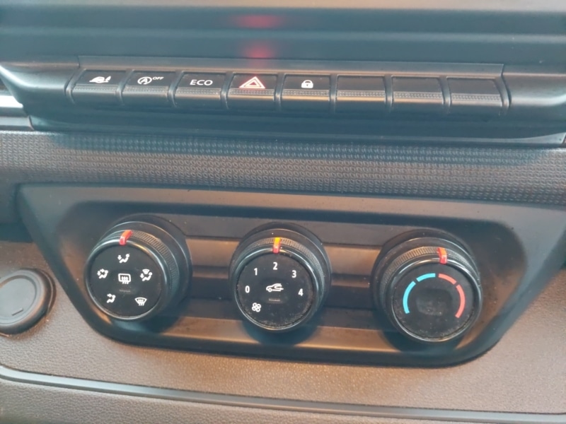 Used Renault Trafic 2022 for sale - 76897673: Photo 18