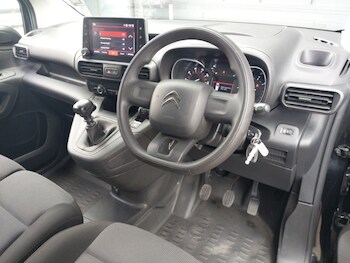 Used Citroen Berlingo 2023 for sale - 78342760: Photo