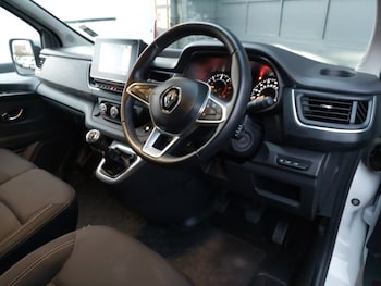 Used Renault Trafic 2024 for sale - 76951904: Photo