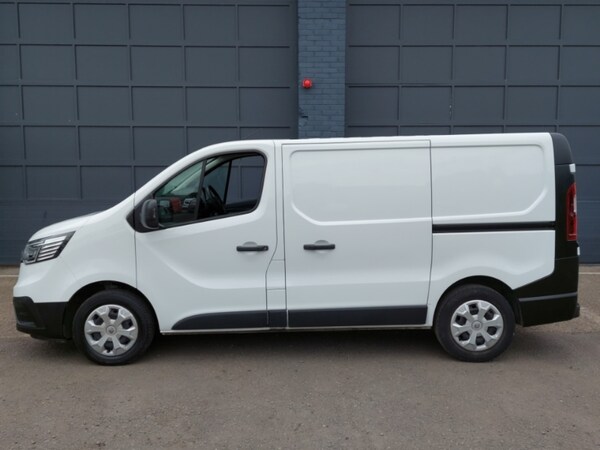 Used Renault Trafic 2023 for sale - 76059102: Photo 4