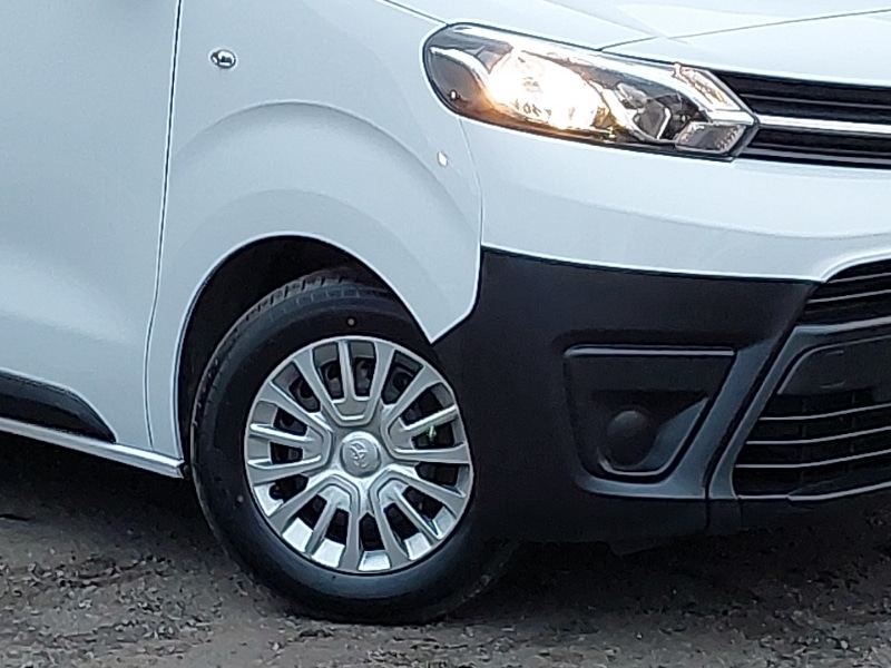 Used Toyota ProAce 2023 for sale - 77674412: Photo 9