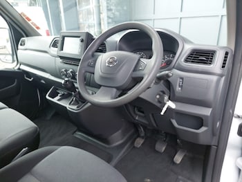 Used Nissan Interstar 2023 for sale - 78125999: Photo