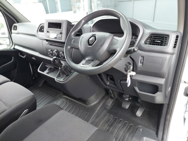 Used Renault Master 2023 for sale - 76451221: Photo 2