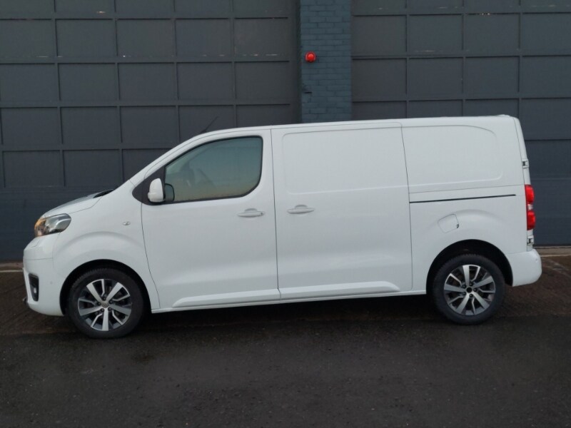 Used Toyota ProAce 2022 for sale - 77209557: Photo 4