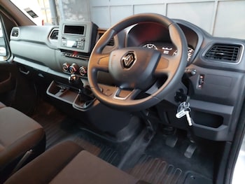 Used Renault Master 2023 for sale - 76958917: Photo