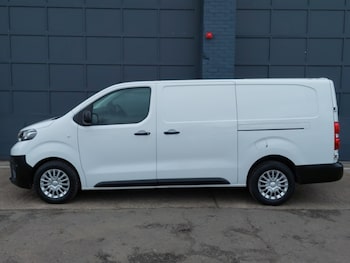 Used Toyota ProAce 2023 for sale - 77678375: Photo