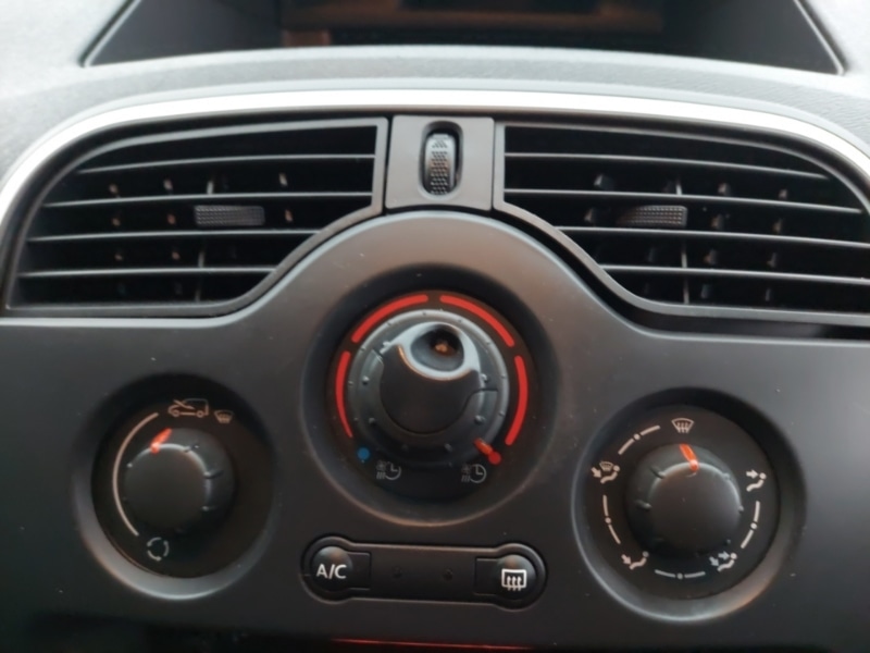 Used Renault Kangoo 2020 for sale - 76484185: Photo 19