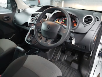 Used Renault Kangoo 2020 for sale - 76484185: Photo