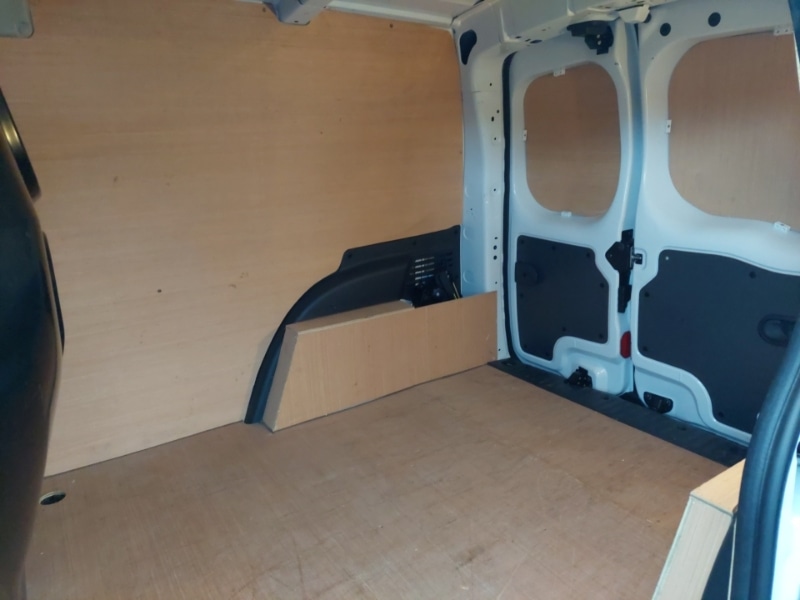 Used Renault Kangoo 2020 for sale - 76484185: Photo 6