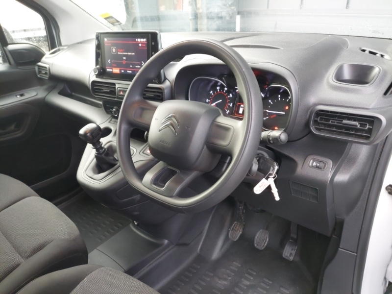 Used Citroen Berlingo 2023 for sale - 76403598: Photo 2