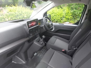 Used Vauxhall Vivaro 2024 for sale - 75442554: Photo