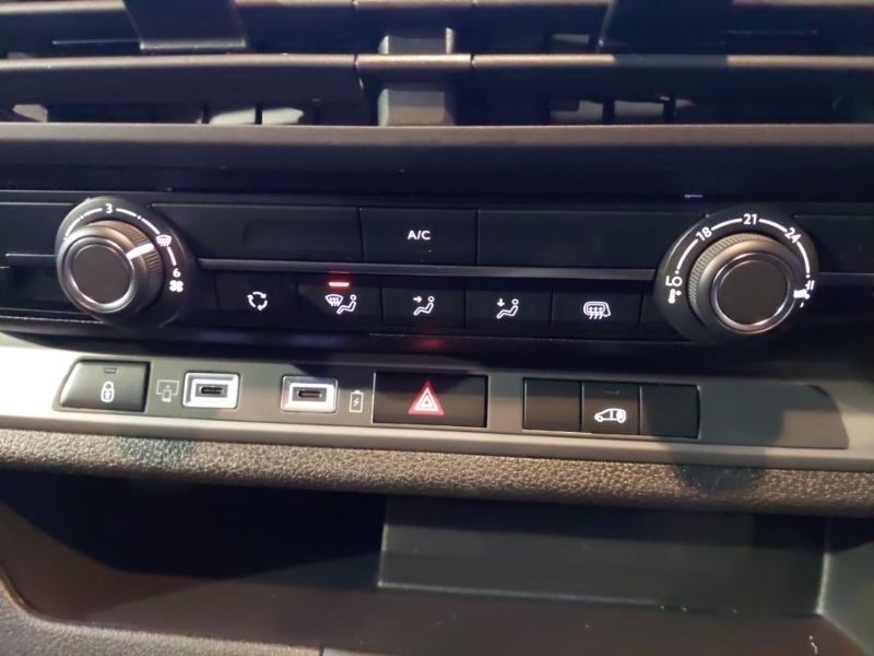 Used Vauxhall Vivaro 2024 for sale - 76779797: Photo 18