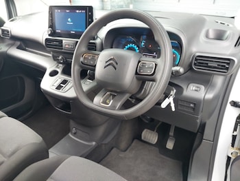 Used Citroen Berlingo 2024 for sale - 75576117: Photo