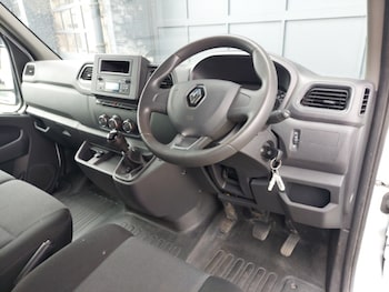 Used Renault Master 2023 for sale - 79074537: Photo