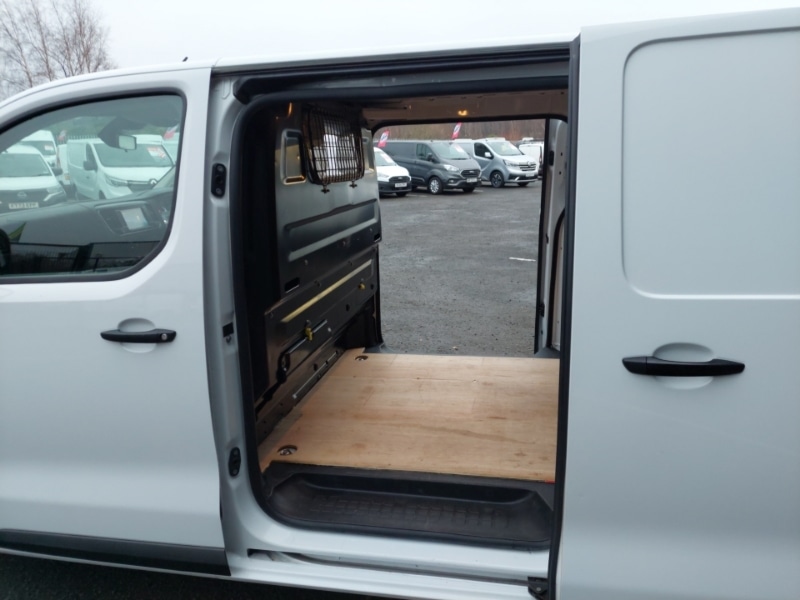 Used Toyota ProAce 2023 for sale - 77141691: Photo 13