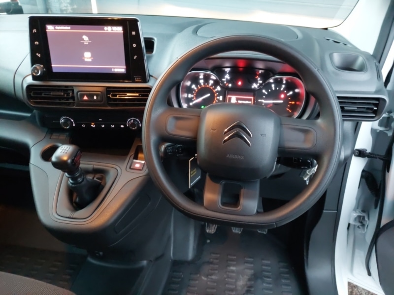 Used Citroen Berlingo 2024 for sale - 76897684: Photo 7