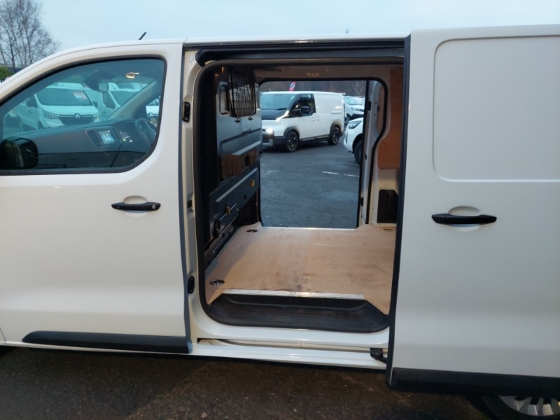 Used Toyota ProAce 2023 for sale - 77141689: Photo 13
