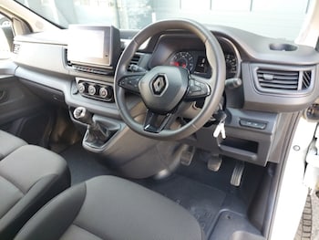 Used Renault Trafic 2023 for sale - 78327174: Photo