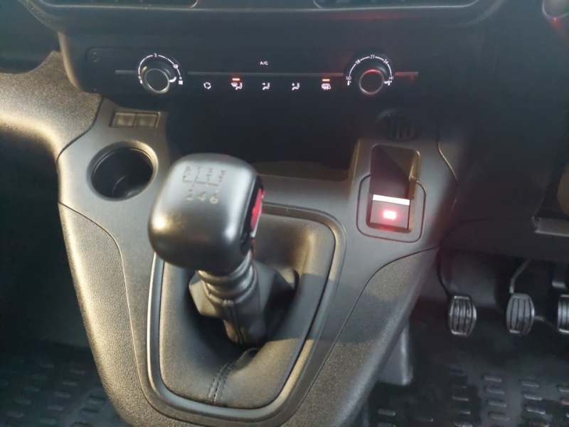 Used Peugeot Partner 2022 for sale - 76726299: Photo 18