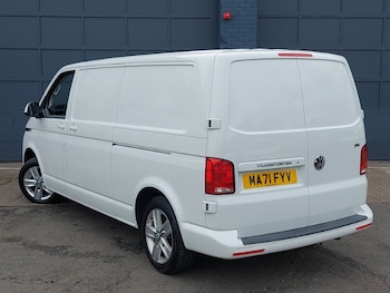 Used Volkswagen Transporter 2021 for sale - 75605522: Photo