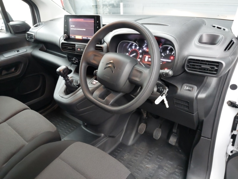 Used Citroen Berlingo 2022 for sale - 76839065: Photo 2