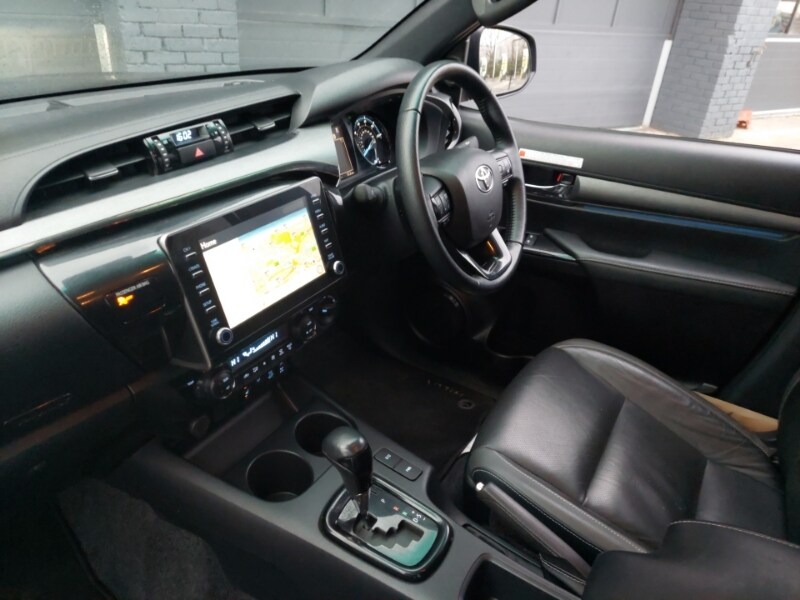 Used Toyota Hilux 2023 for sale - 77623865: Photo 10