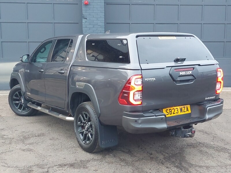 Used Toyota Hilux 2023 for sale - 77623865: Photo 3