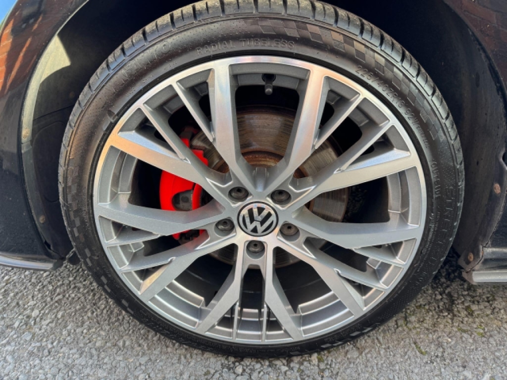 Used Volkswagen Golf 2014 for sale - 76651940: Photo 12