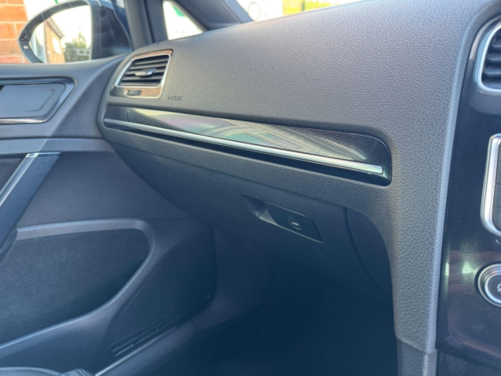 Used Volkswagen Golf 2014 for sale - 76651940: Photo 29