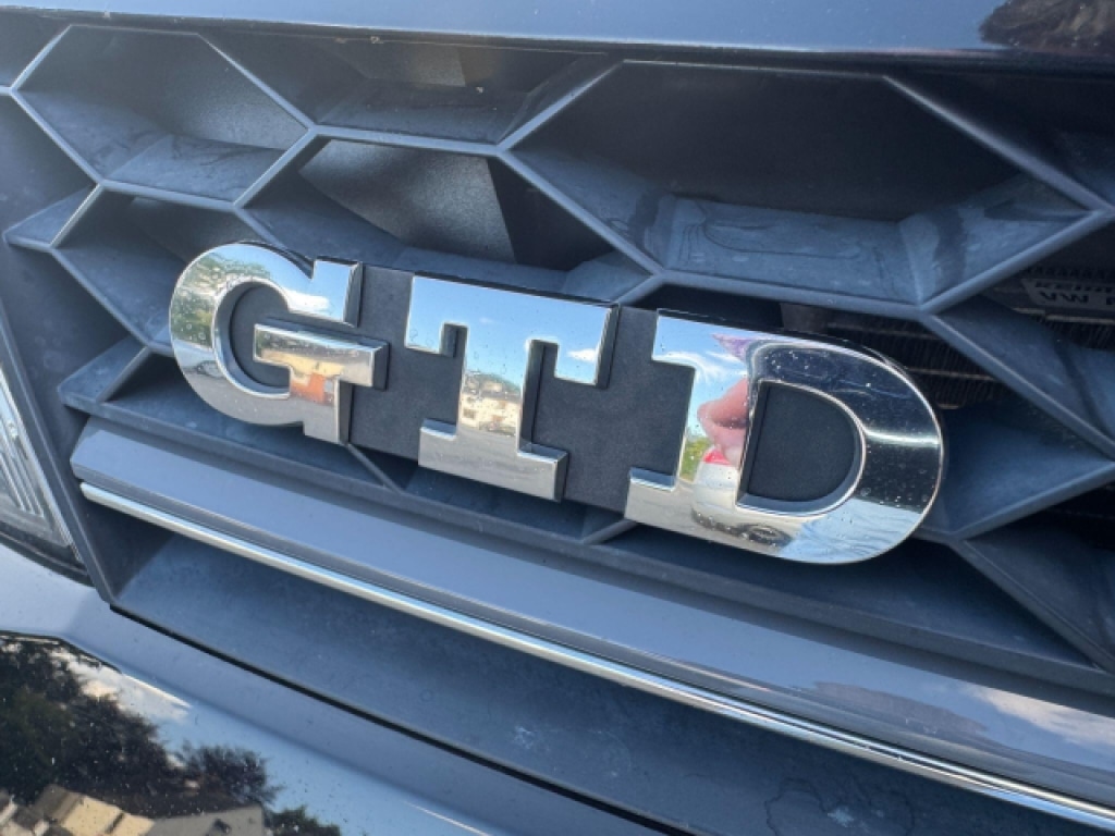 Used Volkswagen Golf 2014 for sale - 76651940: Photo 33