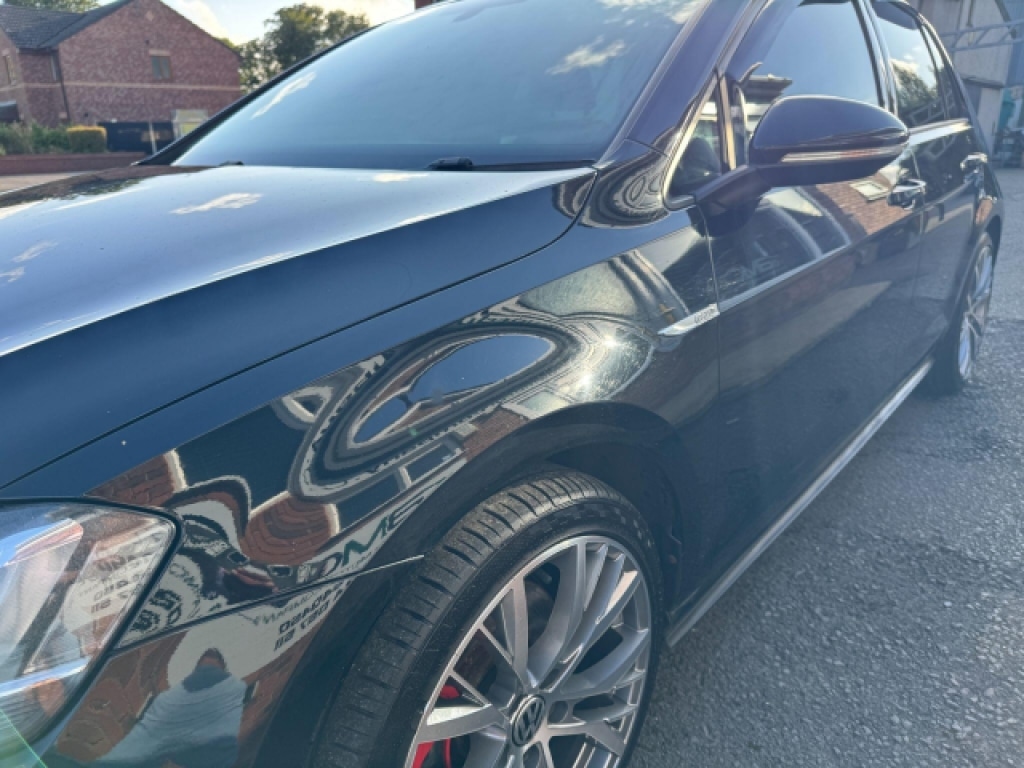 Used Volkswagen Golf 2014 for sale - 76651940: Photo 9