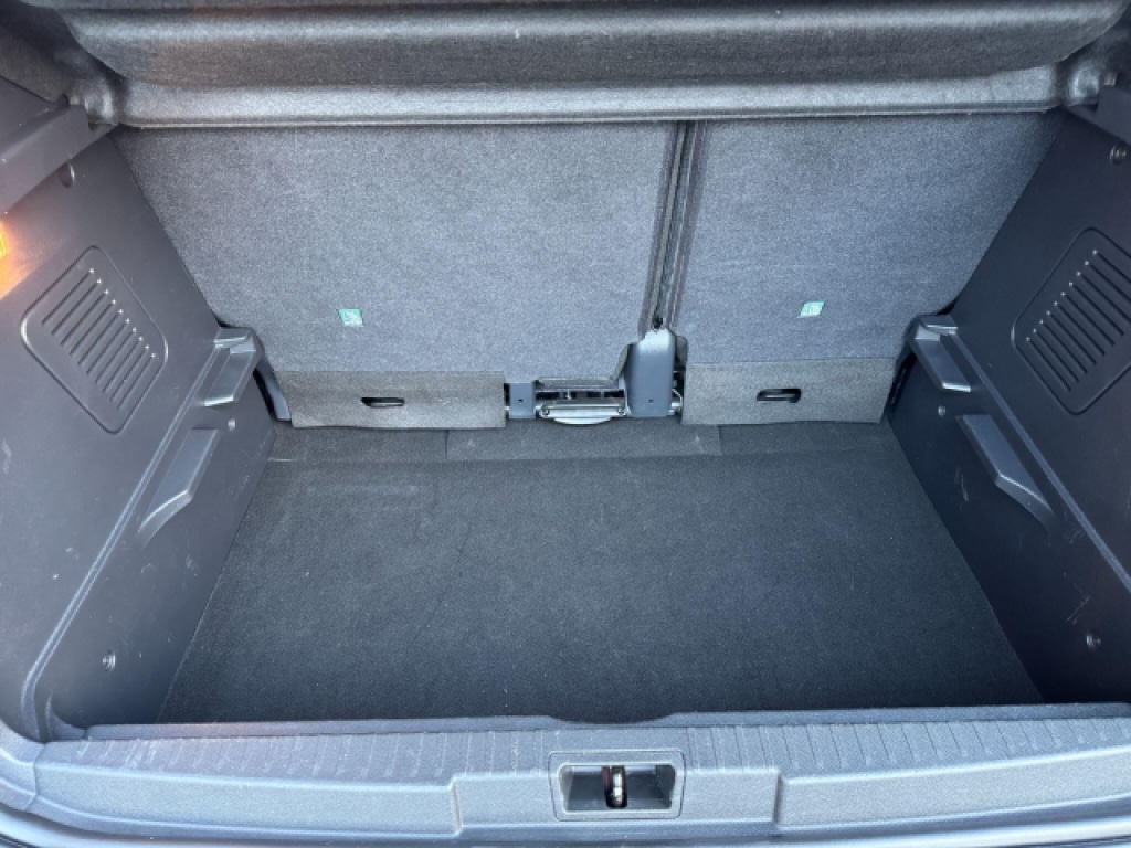 Used Renault Captur 2018 for sale - 76651938: Photo 22