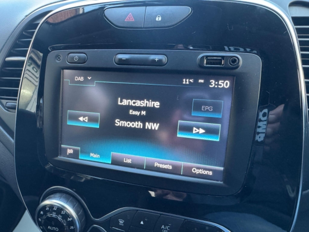 Used Renault Captur 2018 for sale - 76651938: Photo 29