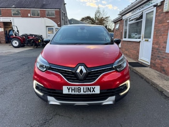 Used Renault Captur 2018 for sale - 76651938: Photo