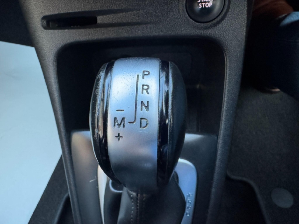 Used Renault Captur 2018 for sale - 76651938: Photo 32