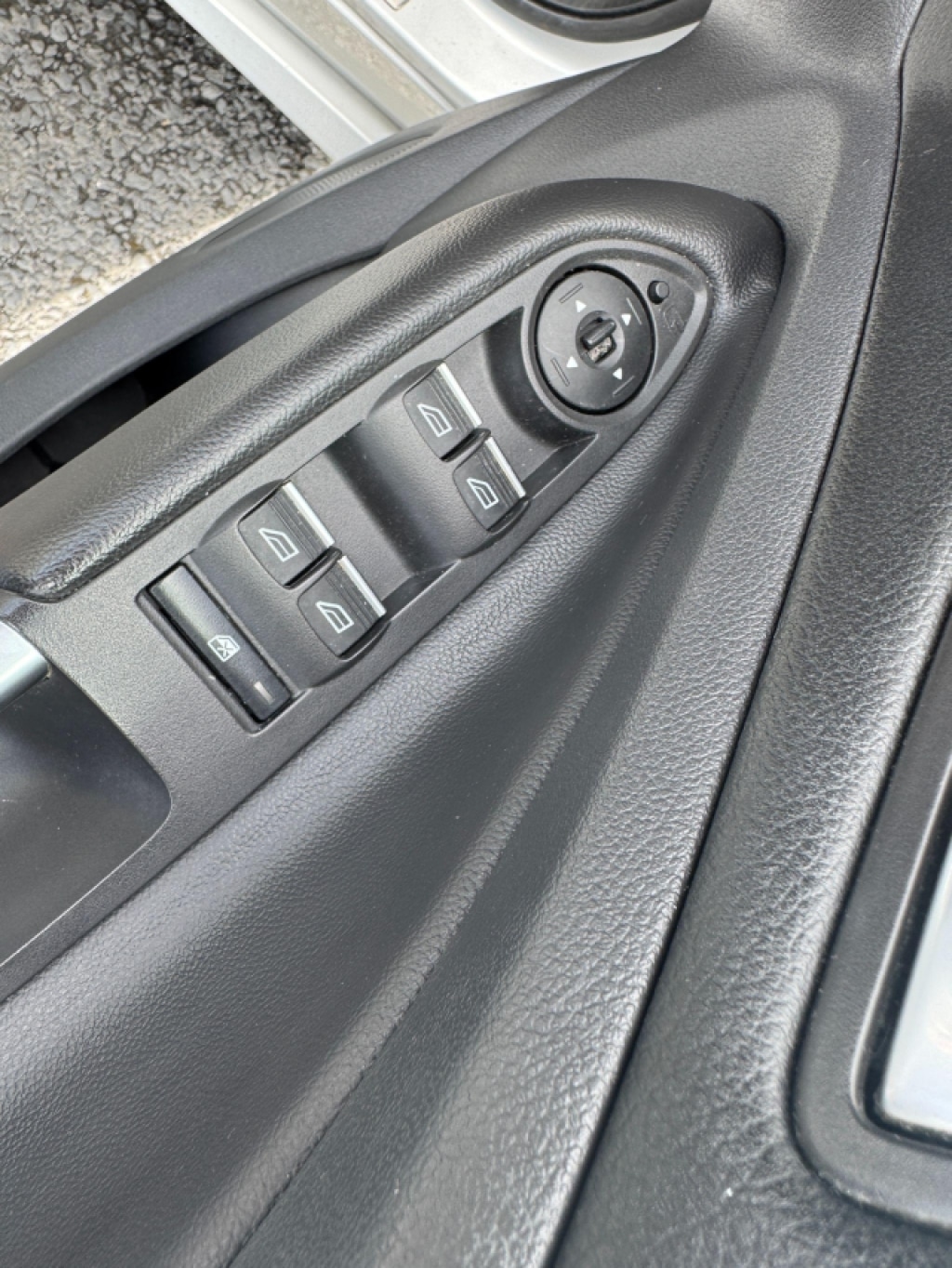 Used Ford Kuga 2015 for sale - 76651949: Photo 15