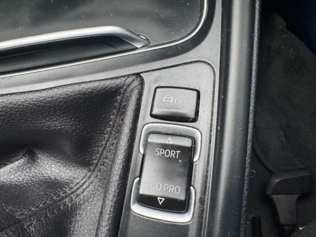 Used BMW 3 Series 2016 for sale - 76651946: Photo 29