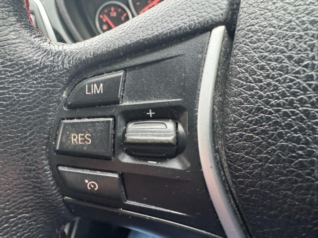 Used BMW 3 Series 2016 for sale - 76651946: Photo 32