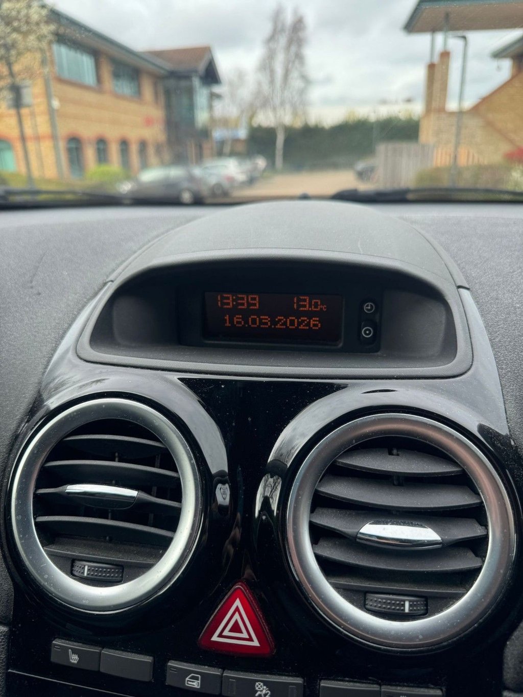 Used Vauxhall Corsa 2014 for sale - 78002560: Photo 25