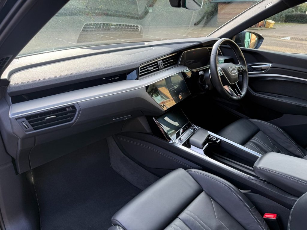 Used Audi e-tron 2022 for sale - 77249882: Photo 17