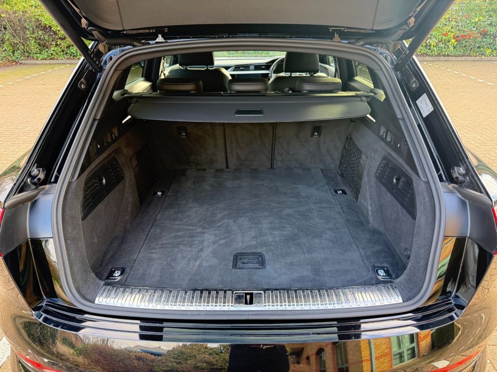 Used Audi e-tron 2022 for sale - 77249882: Photo 41